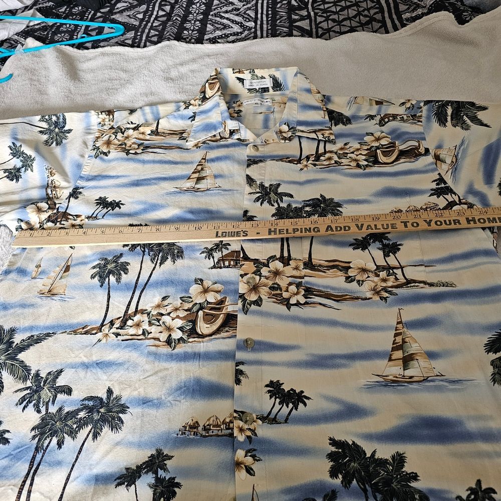 Vintage 90s Pierre Cardin Blue and White Tropical Men's Shirt - Picture 4 of 6